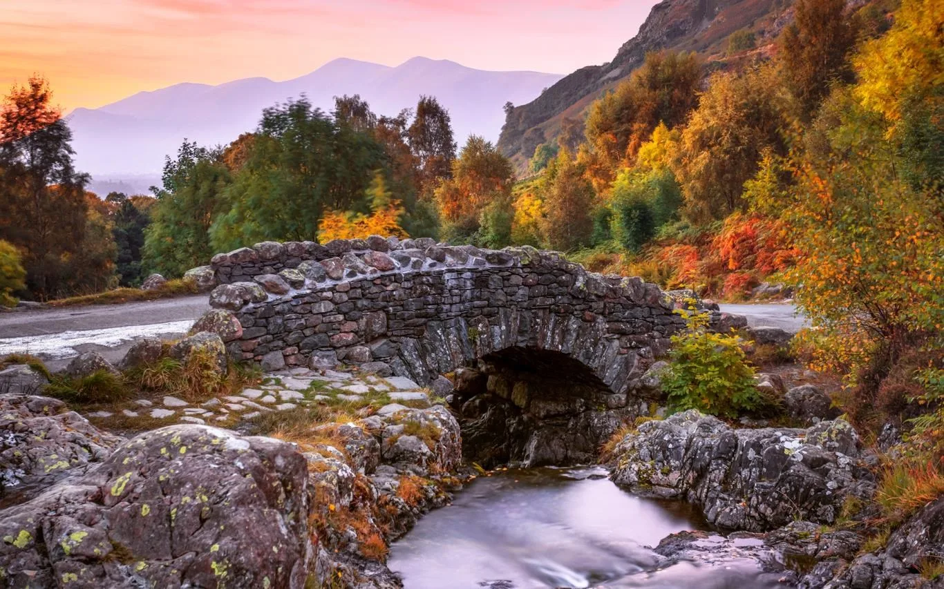 Bridges in Autumn screenshot 1